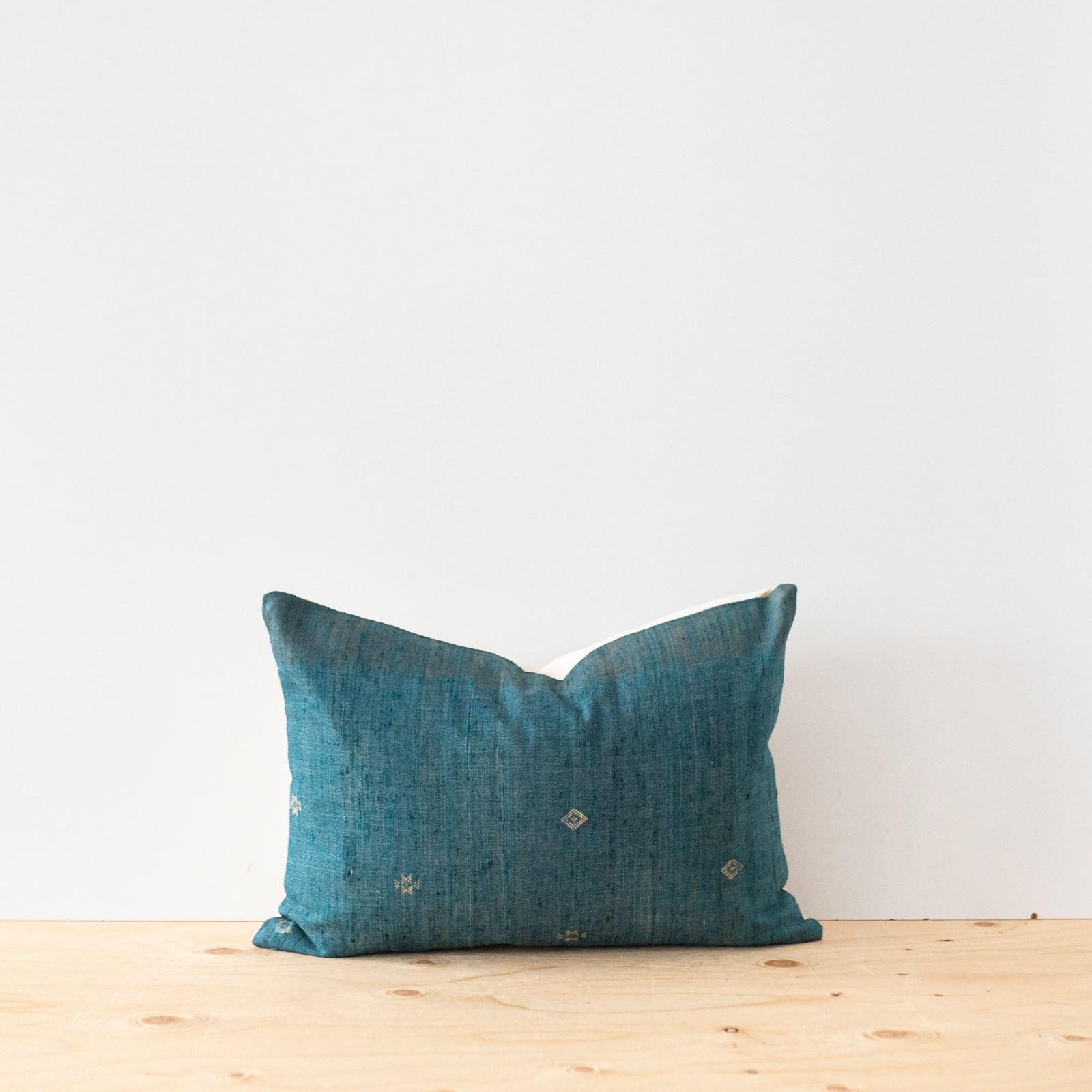 Mediterranean Tussar Pillow Cover - Rug & Weave