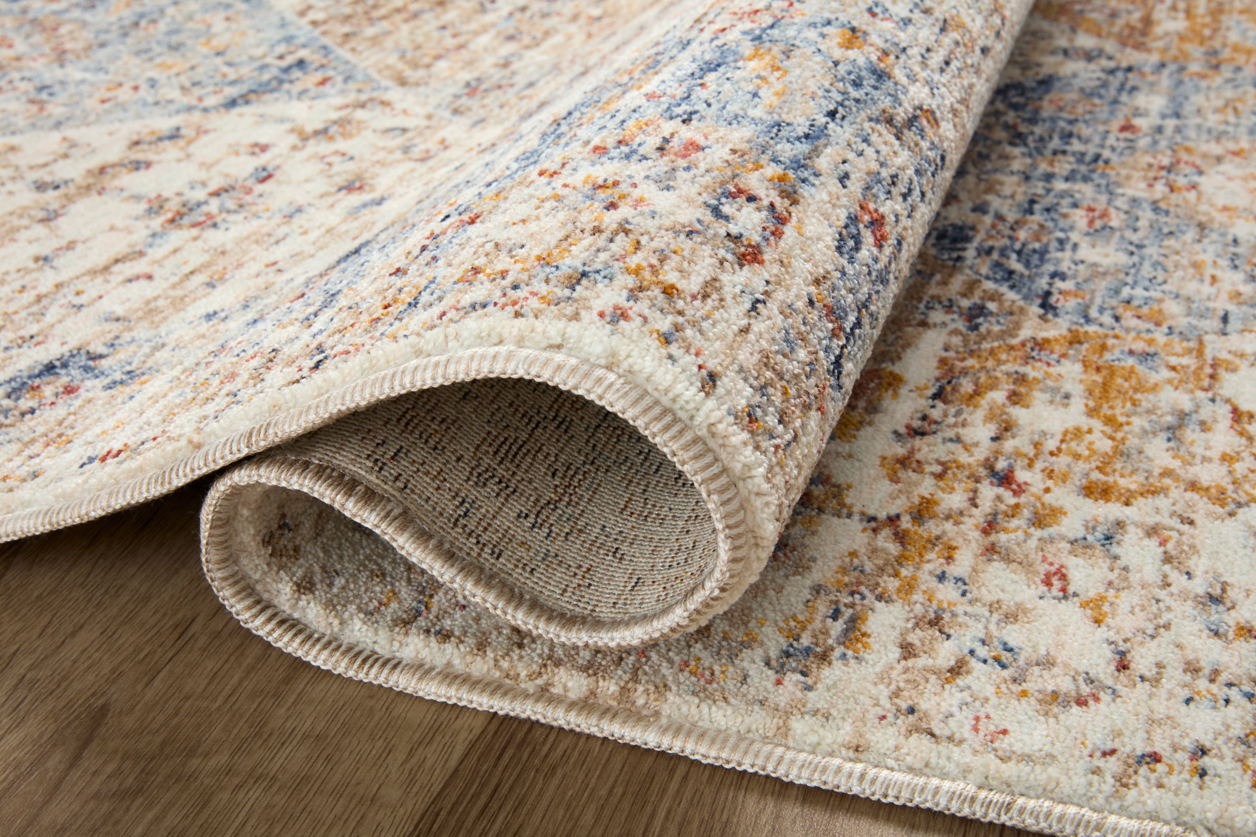 Loloi Sorrento Ivory / Multi - Rug & Weave