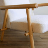 Gus* Modern Labrador Chair